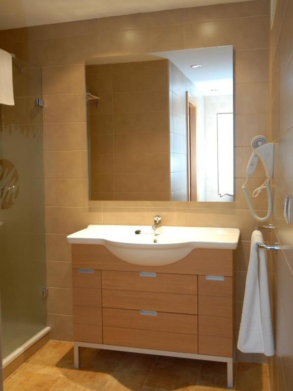 Macami Hotel 2*